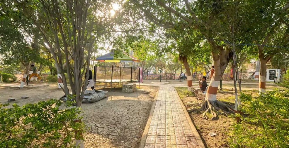 Rani Talab Park, Rewa, Madhya Pradesh - Vushii.com